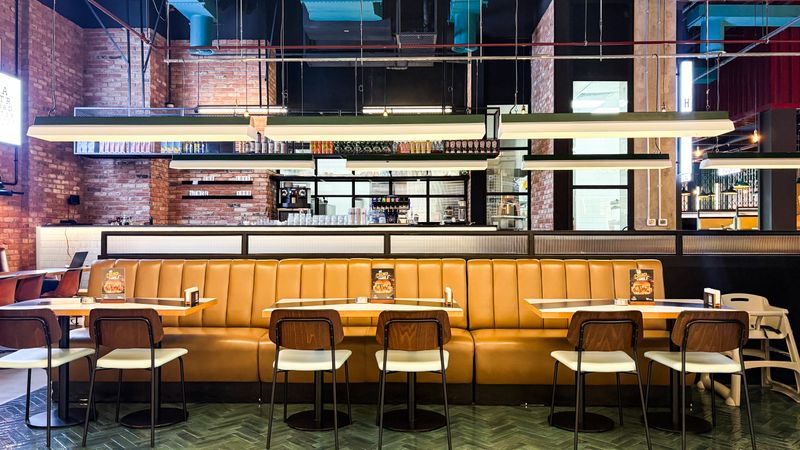 Costa Vida restaurant interior with happy dining atmosphere